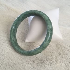 Natural Jade Bangle